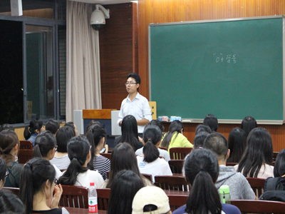 新生大会1.jpg