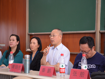 家长见面会2.jpg