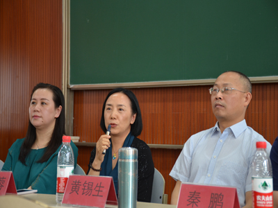 家长见面会3.jpg